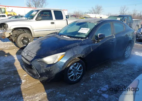 2017 Toyota Yaris Ia z USA, uszkodzony, nr VIN 3MYDLBYV3HY180310